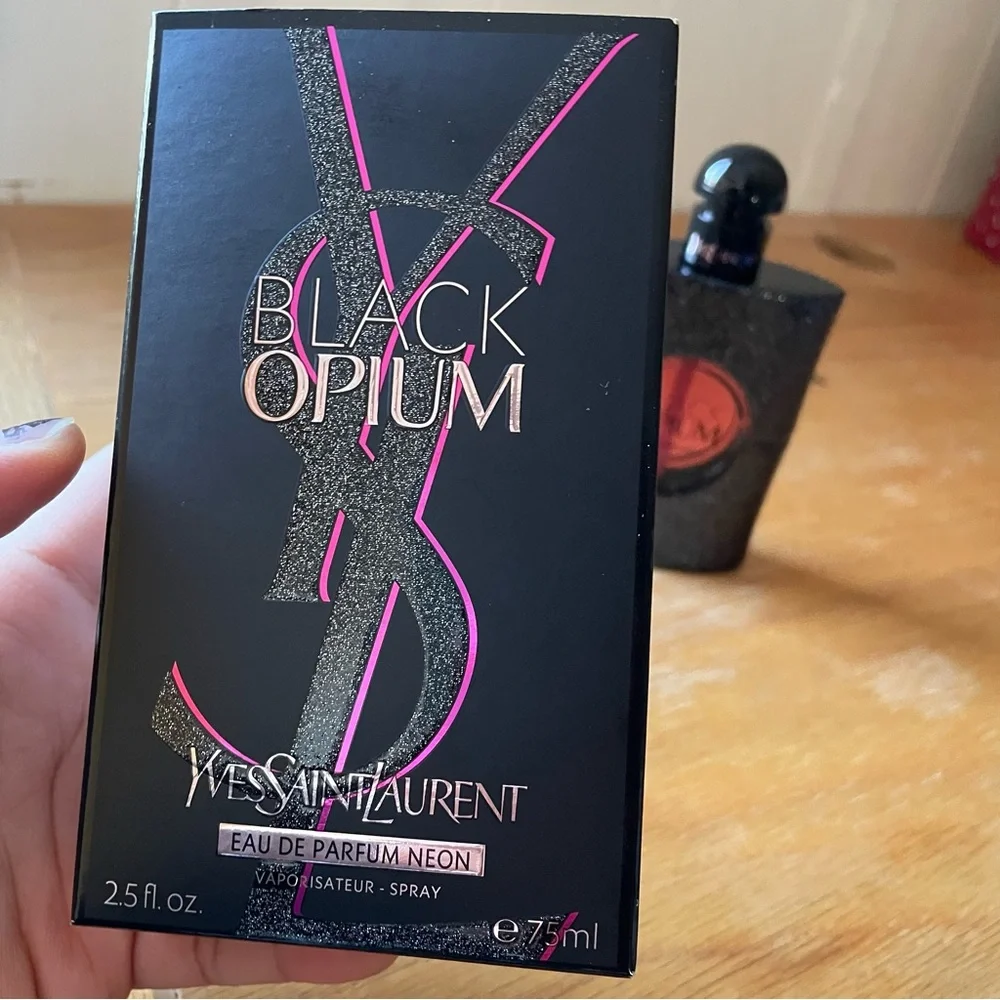 NIB Discontinued YSL Yves Saint Laurent BLACK OPIUM EAU DE PARFUM NEON 2.5 fl oz - Picture 11 of 12